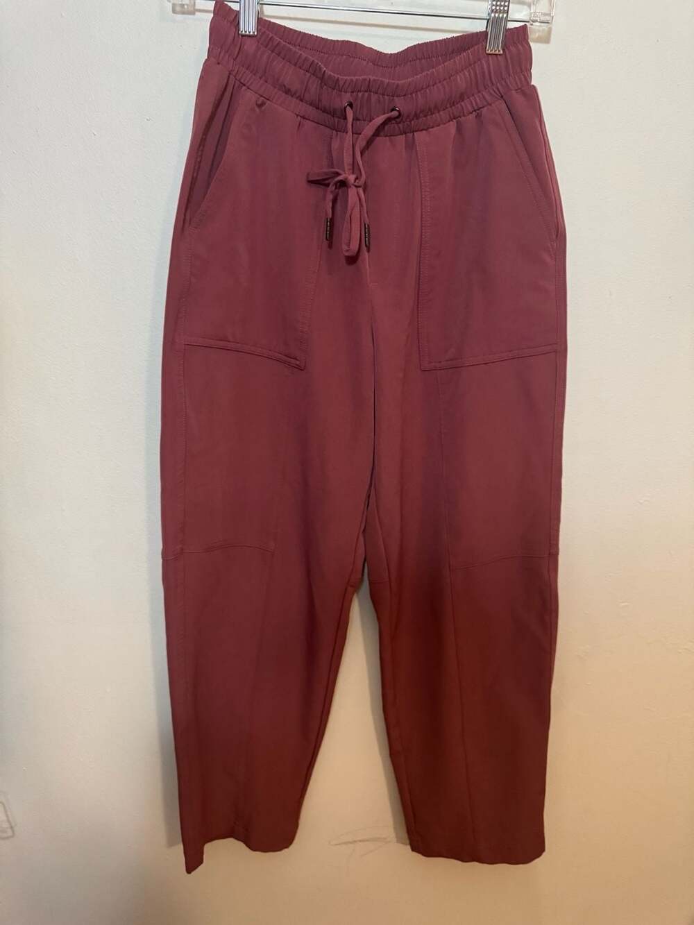 Mondetta Ladies' High-Rise Textured Ankle Pants in Dark Orchid